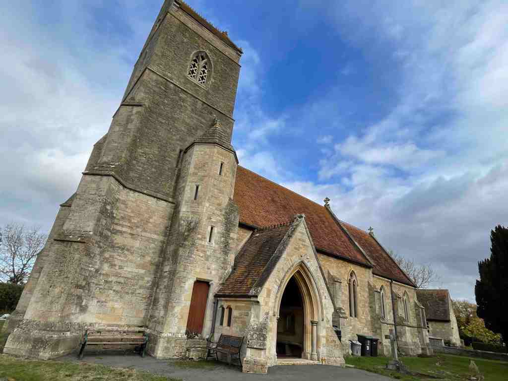 CLOPTON ST PETERS CHURCH KNIGHTS TEMPLAR