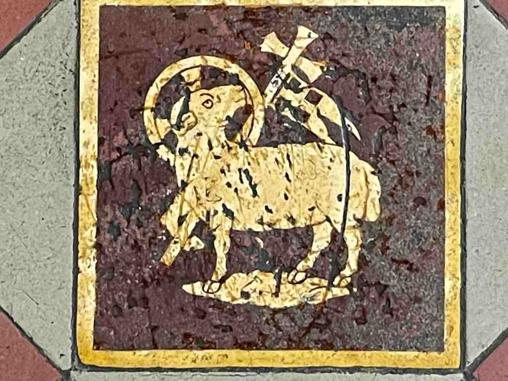 TEMPLE GRAFTON - KNIGHTS HOSPITALLERS CHURCH ST ANDREWS - AGNUS DEI FLOOR TILES
